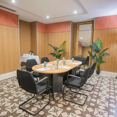 Itaca Jerez Hotel 4*
